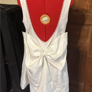 Elegant White Dress with Bow Detail